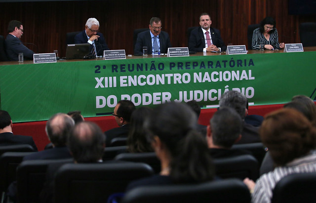 2ª Reunião Preparatória para o XIII Encontro Nacional do Poder Judiciário. Apresentações dos Segmentos de Justiça. Em destaque, o Secretário-Geral do CNJ, desembargador Carlos Vieira von Adamek, o conselheiro do CNJ, desembargador Valtércio de Oliveira, o Corregedor Nacional de Justiça, ministro Humberto Martins, o conselheiro do CNJ, André Godinho e a Juíza Auxiliar da Presidência do CNJ, doutora Lívia Peres.FOTO: Gil Ferreira/Agência CNJ 