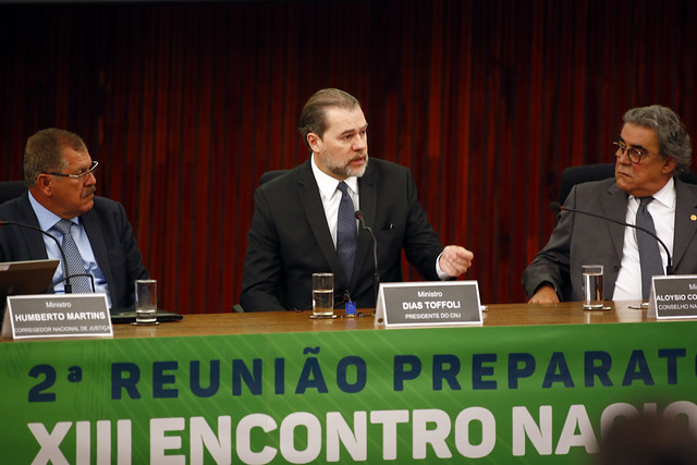 2ª Reunião Preparatória para o XIII Encontro Nacional do Poder Judiciário. Em destaque, o corregedor Nacional de Justiça, ministro Humberto Martins, o presidente do Conselho Nacional de Justiça(CNJ) e Supremo Tribunal Federal (STF), ministro Dias Toffoli, o conselheiro do CNJ, ministro Aloysio Corrêa da Veiga.FOTO: G.Dettmar/Agência CNJ